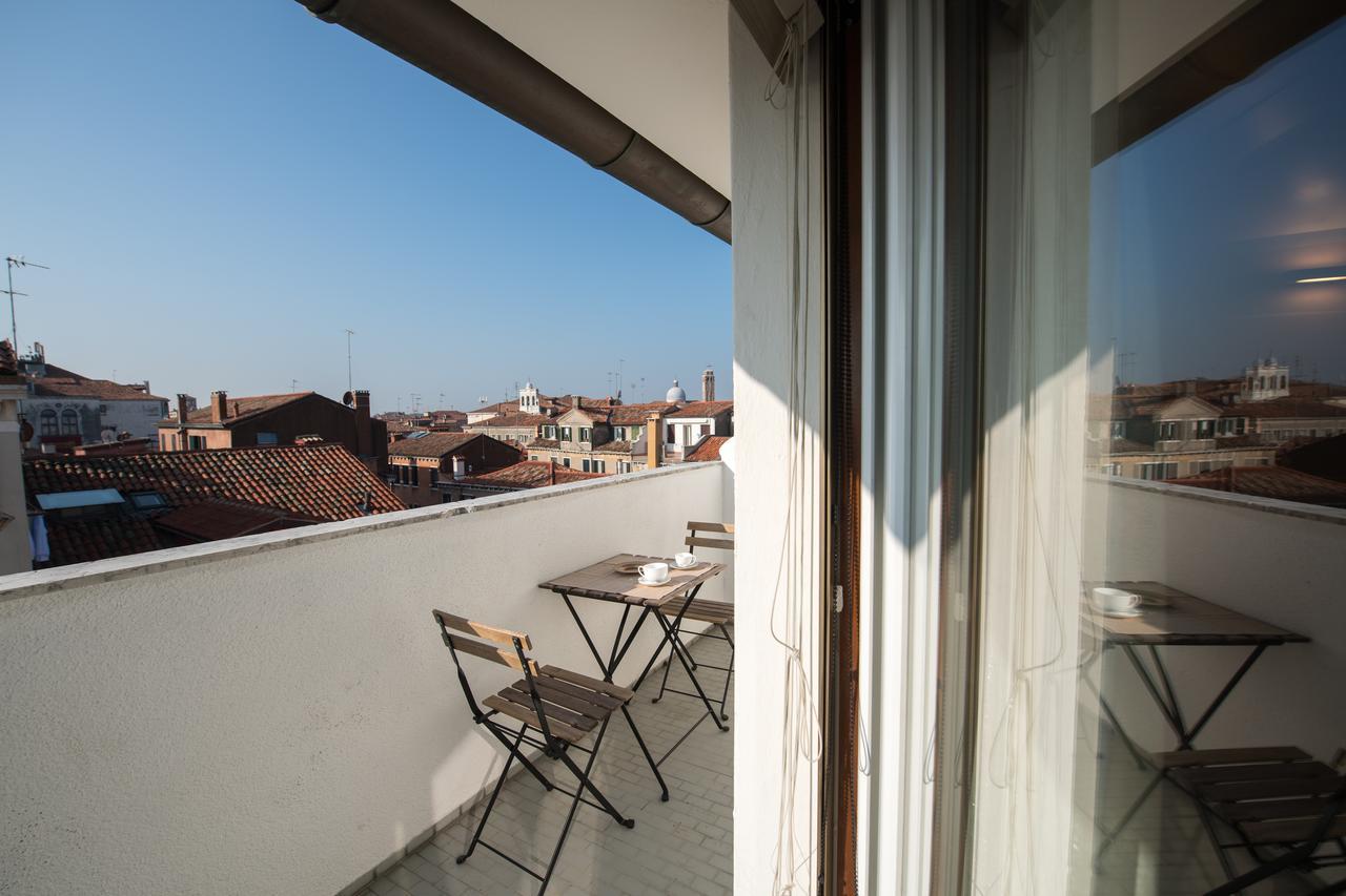 Savoia & Jolanda Apartments 2 Veneza Exterior foto